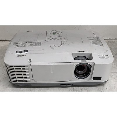 NEC (M350X) XGA 3LCD Projector