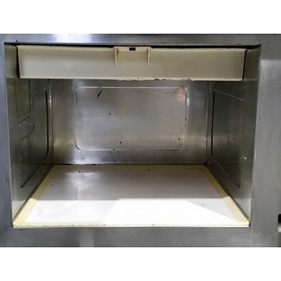Sharp 1300Watt Commercial Microwave Oven