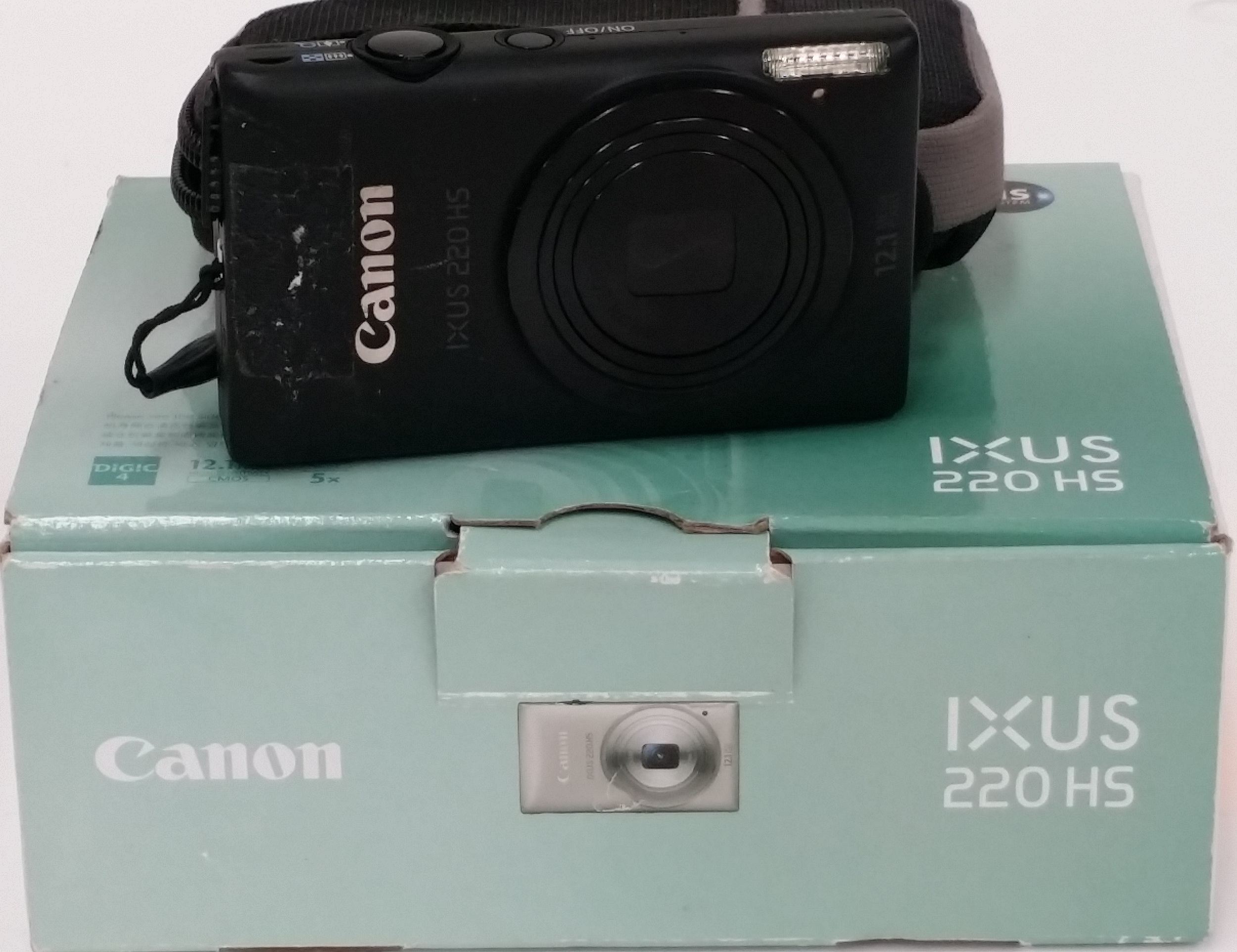 Canon IXUS 220 HS Full HD 12.1MP Lot 1113329 ALLBIDS