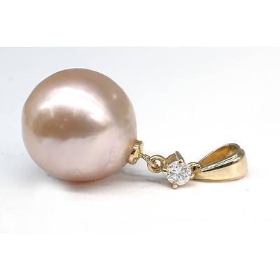 14ct Yellow Gold Pearl and Diamond Pendant 