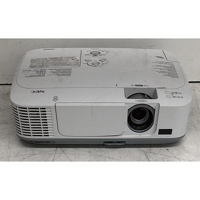 NEC (M230X) XGA LCD Projector