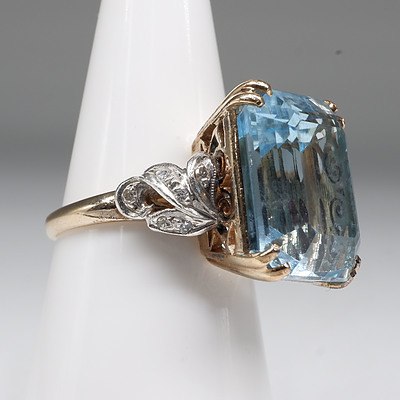 14ct Yellow and White Gold Ring with Emerald Cut Topaz and Diamonds