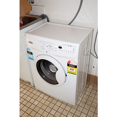 Whirlpool 5.5kg Front Load Washing Machine, wfs1055cd