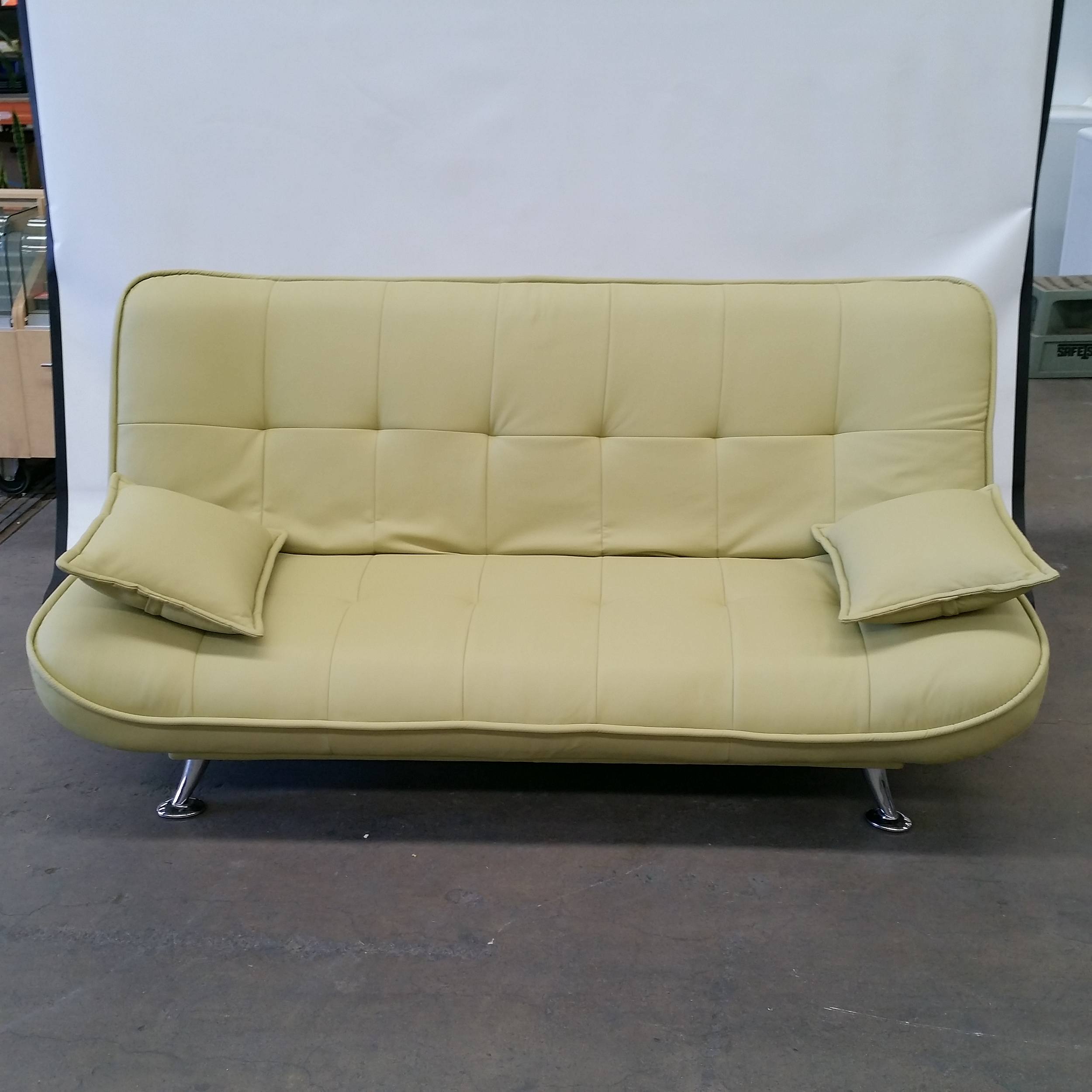Green 2 Seater Sofa Bed - Lot 1107186 | ALLBIDS