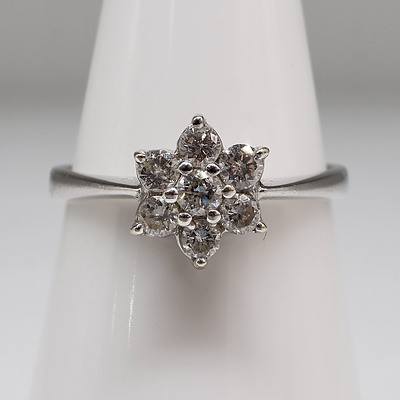 18ct White Gold Ring With Flower Cluster of Round Brilliant Cut Diamonds