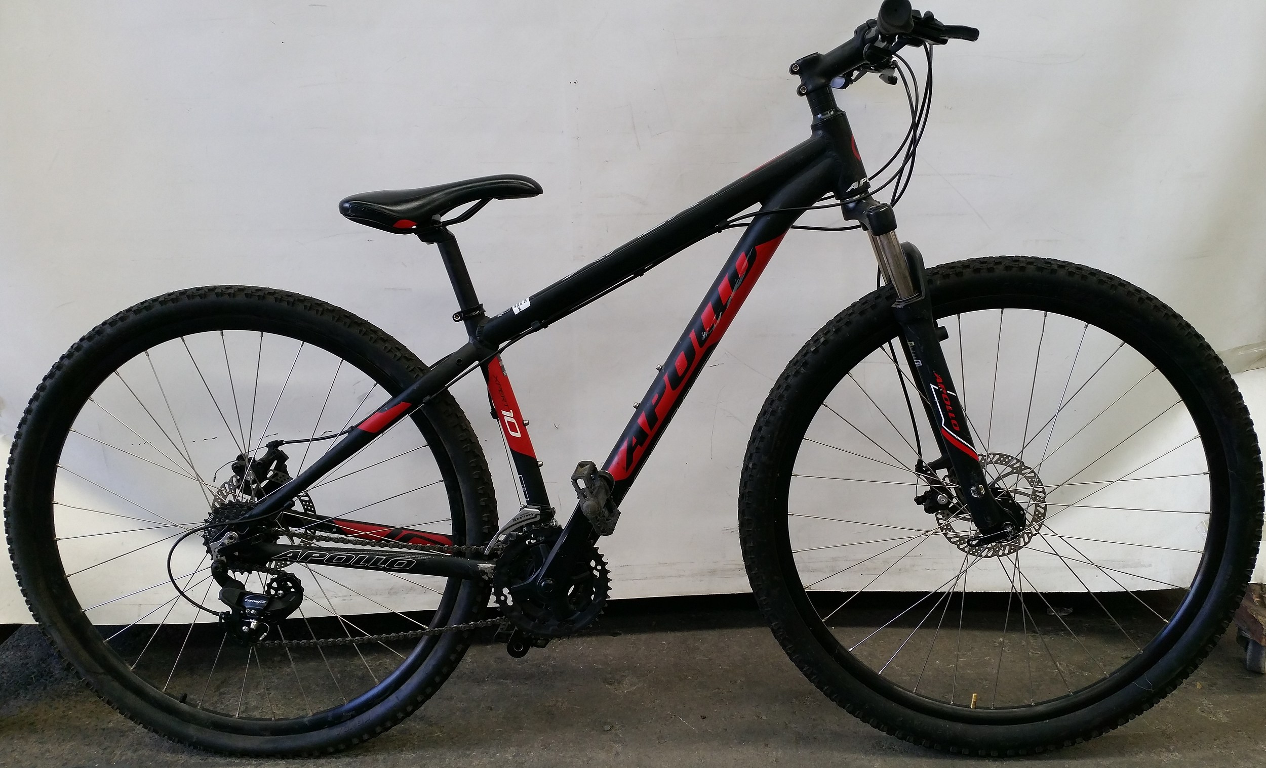 apollo 21 speed mountain bike