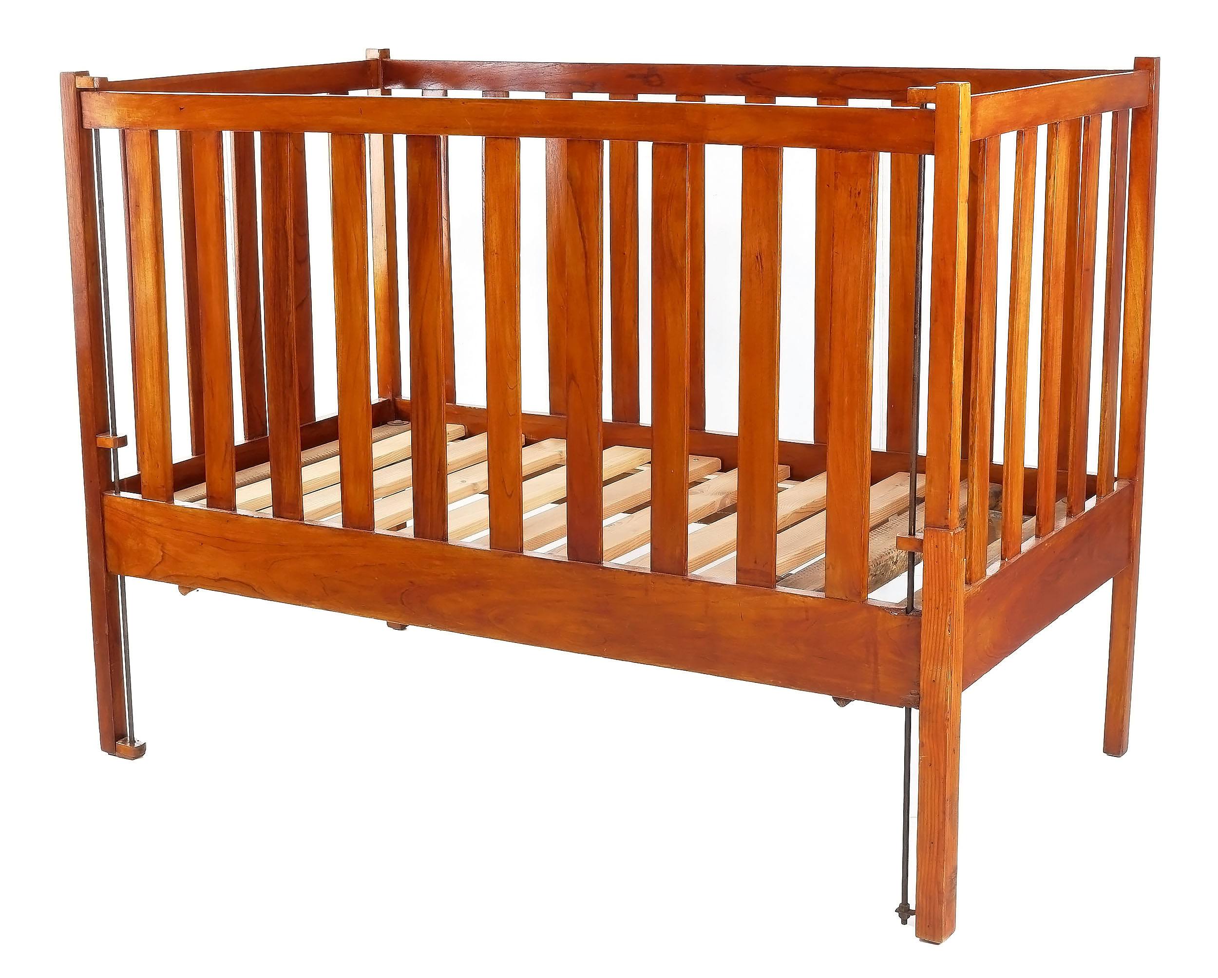 Vintage Rustic Cot Lot 1123889 ALLBIDS