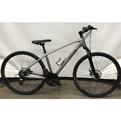 Trek Dual Sport 17 Inch Mountain Bike