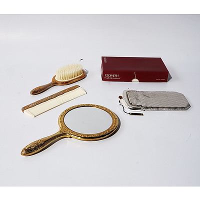 Glomesh Glassers Case in Original Box and Three Piece Metal Grooming Set