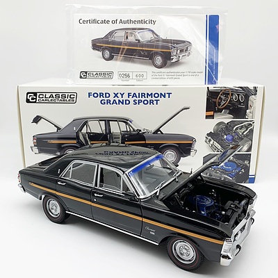 Classic Carlectables - 1971 Ford XY Fairmont Grand Sport 256/600 1:18 Scale Model Car