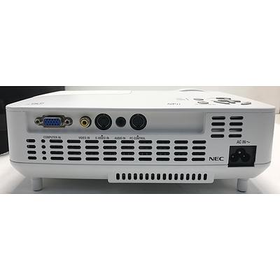 NEC (NP41) XGA 3LCD Projector