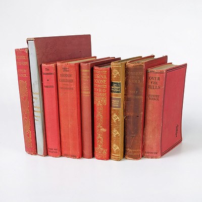 Quantity of Nine Books of Classic Literature Including Lorna Doon, The Red Badge of Courage, The Oregon Trail and More