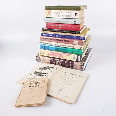 Quantity of Books Including Penguin Cordon Bleu Cookery, The Ashley Book of Knots, Scottish and Border Battles and Ballard's and More