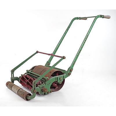 Vintage Green's 12in 'Silens Messor' Push Mower Roller