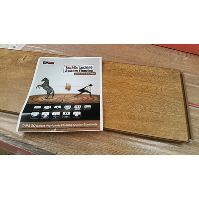 First Class Wood Flooring Co. Legacy Oak Laminate Flooring - 18.2028 Square Meters - Brand New
