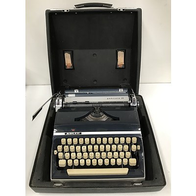 Adler Gabrielle 35 Typewriter