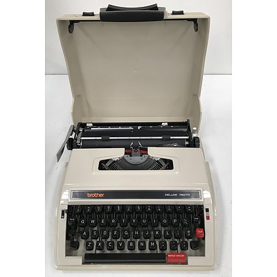 Brother Deluxe 760 TR Typewriter