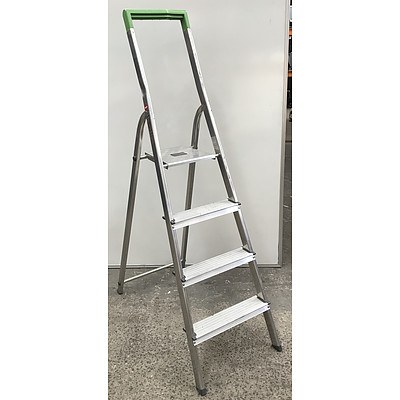 Hailo Step Ladder