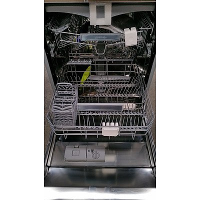 Smeg 15 Place 60cm Underbench Dishwasher  - New - RRP $1895.00