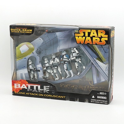  Hasbro 2005 Star Wars Clone Attack on Coruscant Battle Pack, New Old Stock