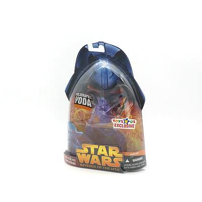 Hasbro 2005 Star Wars Revenge of the Sith Holographic Yoda, Toys R Us Exclusive, New Old Stock