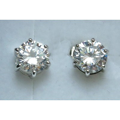 9ct White Gold Round Brilliant-Cut Cz Earrings