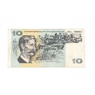 Scarce 1967 Commonwealth of Australia $10 Star Note, Coombs / Randall ZSD89194*