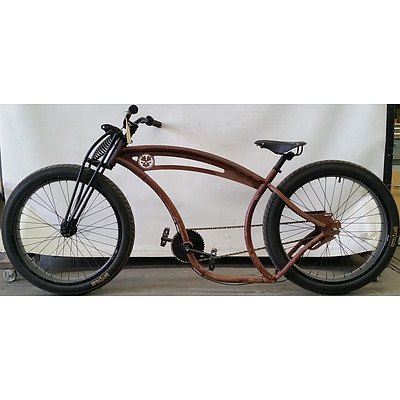 Ruff Cycles Rusty Seires - Basman