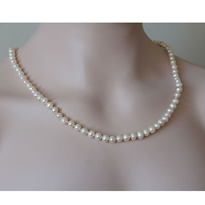 Classic White Akoya Cultured Pearl Necklace
