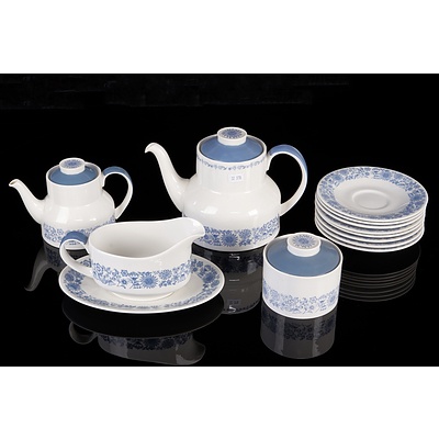 Royal Doulton 'Cranbourne' Pattern Porcelain Dinner Service
