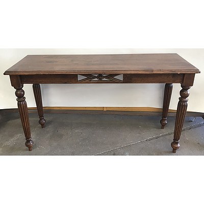 Mahogany Finish Antique Style Solid Wood Hall Table with Reeded Legs