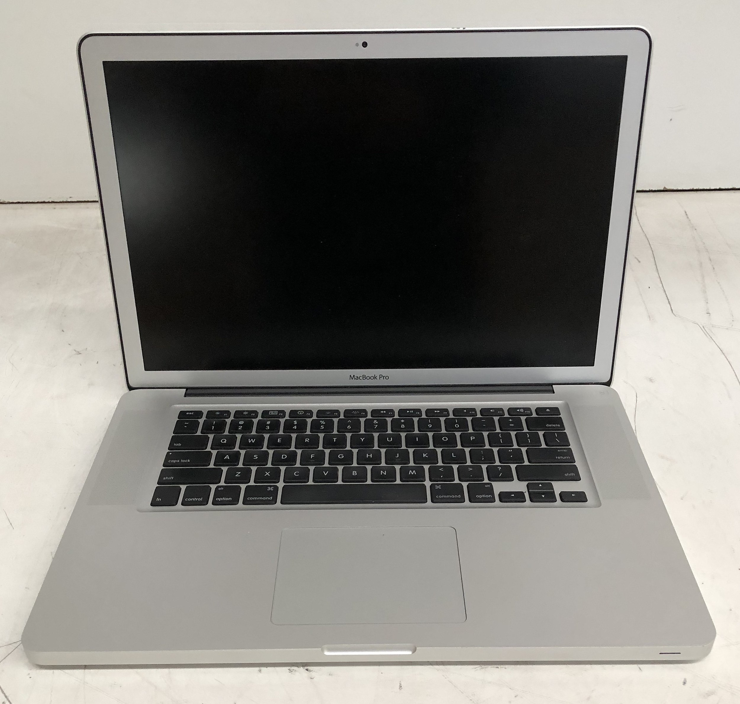 Apple macbook pro a1286 обзор