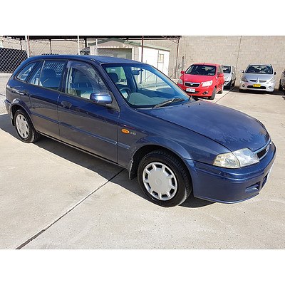 Ford laser 2001