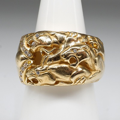 18ct Yellow Gold Ring with Four Engraved Panthers and Fifteen Round Brilliant Cut Diamonds, 11.75g