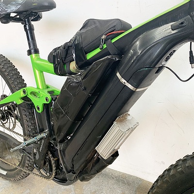 Giant Trance E 10 Speed E Bike With Accessories