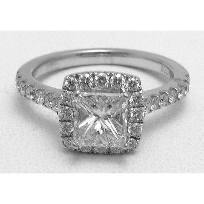 Egl Certified 1 Carat Princess-Cut Diamond Ring With 30 Round Brilliant-Cut Supporting Diamonds