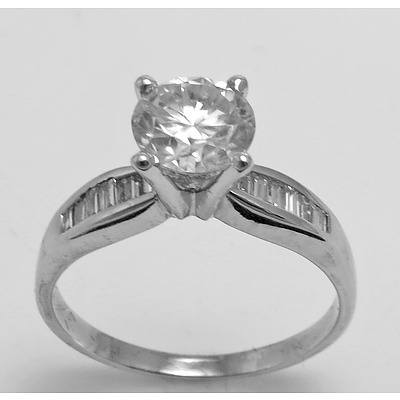 18ct Gold Moissanite & Diamond Ring