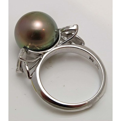 High Quality Spectacular Tahitian Pearl & Diamond Ring