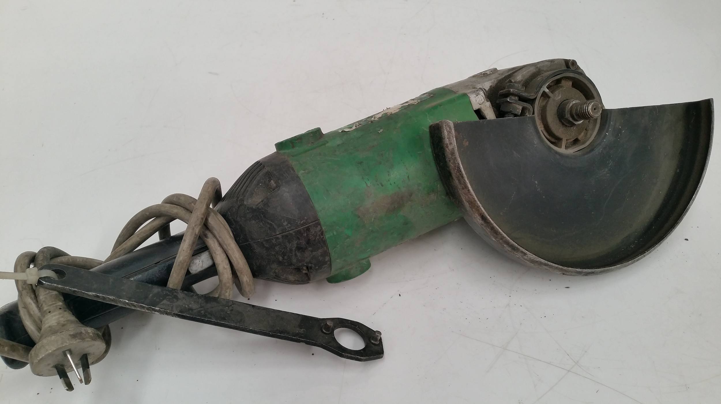 Hitachi 200mm Electric Disc Grinder Lot 1131715 ALLBIDS