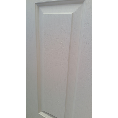 Hume Doors 2040mm x 770mm Oakfield Molded Panel Woodgrain Door - New