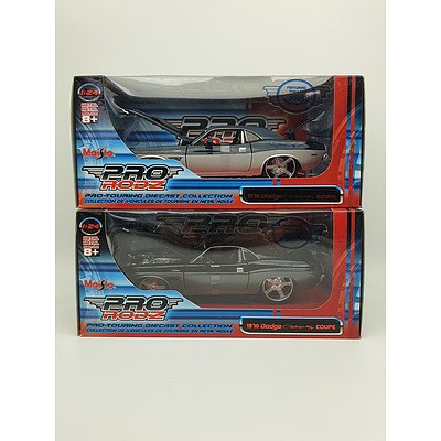 Maisto Pro Rodz 1970 Dodge Challanger R/T Coupes - 1:24 Scale - Lot of 2