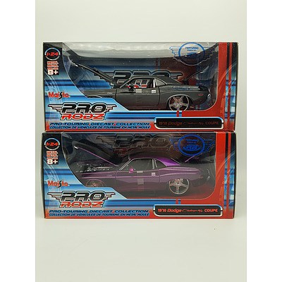 Maisto Pro Rodz 1970 Dodge Challenger R/T Coupes - 1:24 Scale Model Cars - Lot of 2