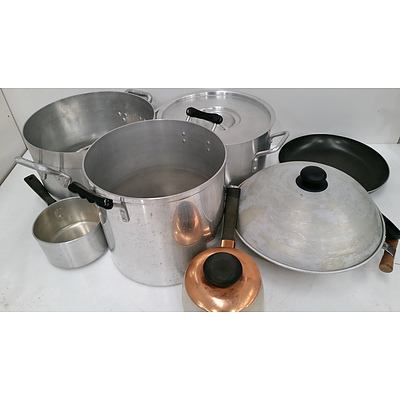 Selection of Cookware and Homewares