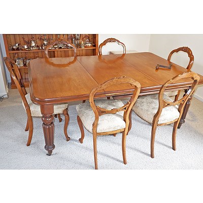 Late Victorian Mahogany Extension Table with Six Victorian Walnut Balloon Back Chairs