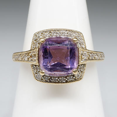 9ct Yellow Gold Ring with a Cushion Cut Pale Amethyst and Round Brilliant Cut Diamonds, 3.9g