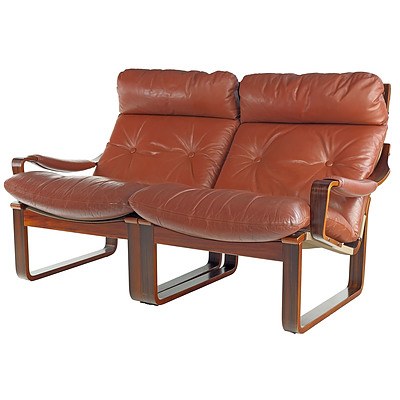 Vintage Tessa T8 Brown Leather Upholstered Modular Two Seater Designed by Fred Lowen