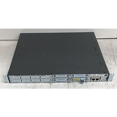 Cisco (CISCO2811 V05) 2800 Series Integrated Services Router