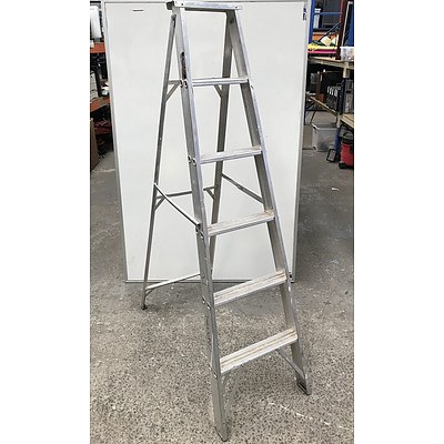 Bailey 5 Rung A-Frame Ladder