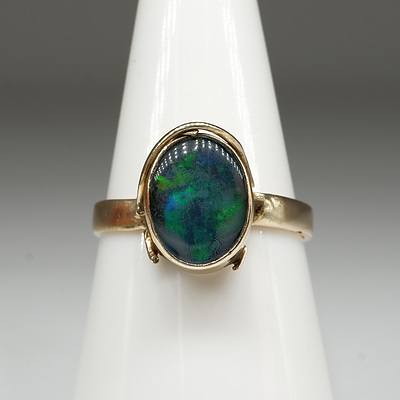 9ct Yellow Gold Opal Triplet Ring, 2.6g