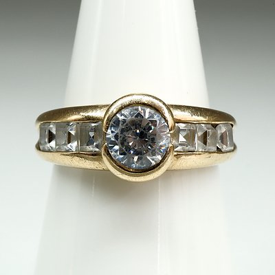 9ct Yellow Gold with CZ, 3.7g